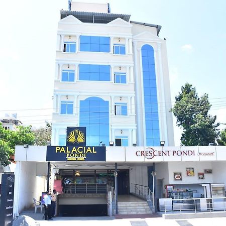 Hotel Palacial Pondi Puducherry Zewnętrze zdjęcie