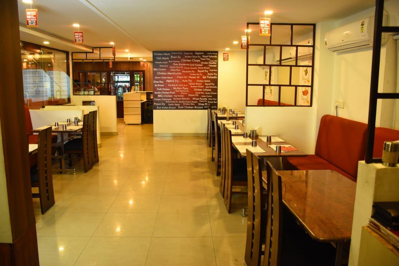 Hotel Palacial Pondi Puducherry Zewnętrze zdjęcie