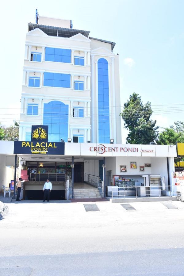 Hotel Palacial Pondi Puducherry Zewnętrze zdjęcie